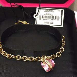Juicy Couture Jewelry - Bracelet Juicy Couture Jewelry - Bracelet